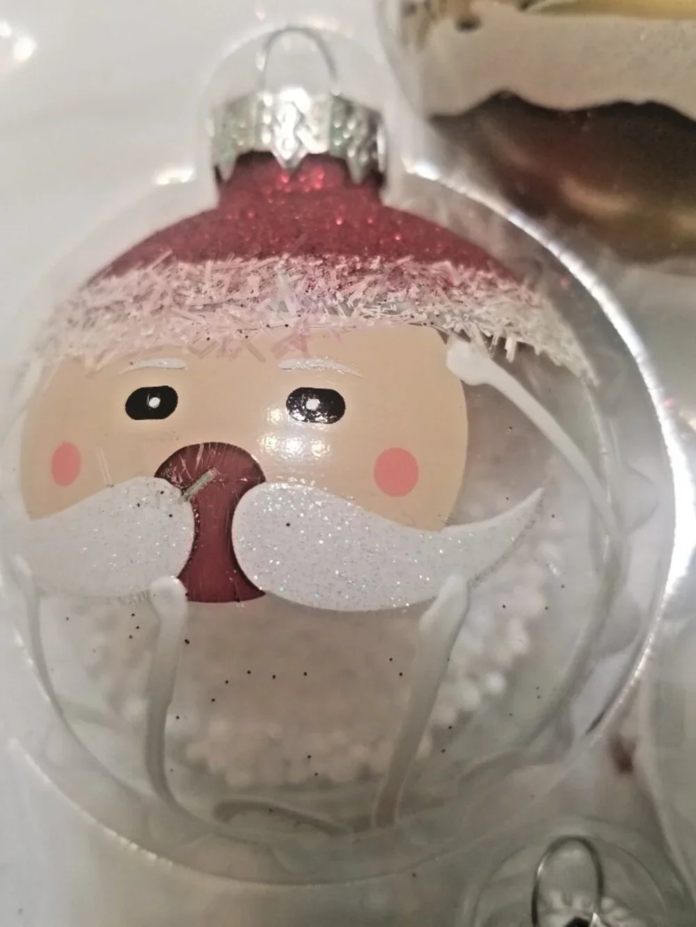 8 Ornaments Winter Christmas Tree Glass Ornaments Glitter Sparkles